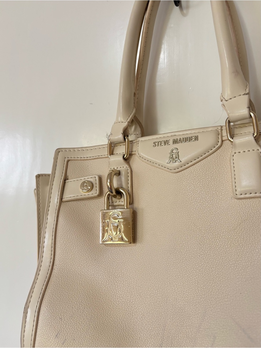 Steve Madden| Beige Bdehli Satchel w/Gold Hardware & Crossbody Straps 8 x 6”